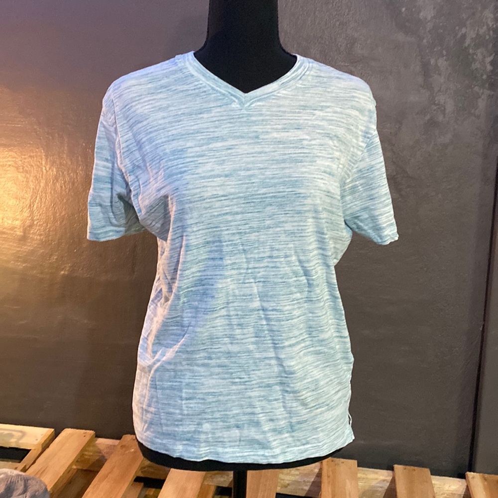 Paper denim & cloth.
Athletic stretch fabric. 

Size small